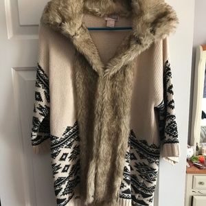 Faux Fur collar sweater